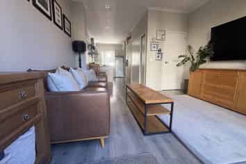 21 Kerewhenua Crescent, Hobsonville