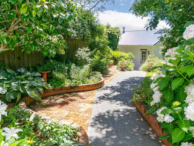 68 Upland Road, Kelburn