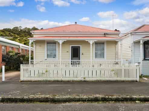 206 Kirkwood Street, THAMES