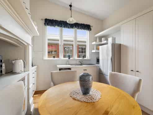 206 Kirkwood Street, THAMES