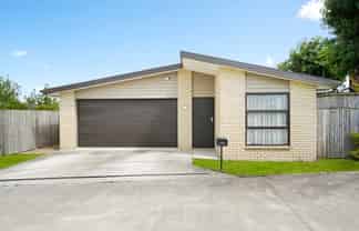 44 Benjamin Avenue, Rototuna North