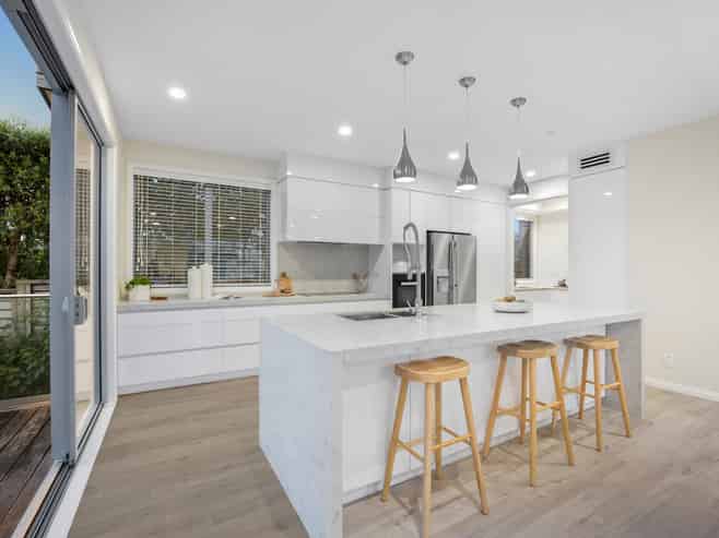 7 Bounty Road, Long Bay