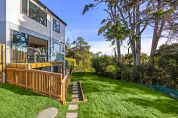 8-41 Seaside Avenue, Waterview