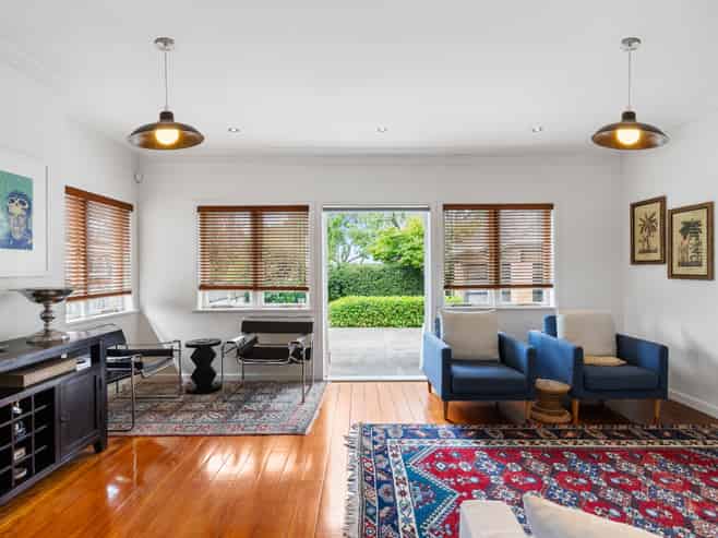 9 Sainsbury Road, Mount Albert