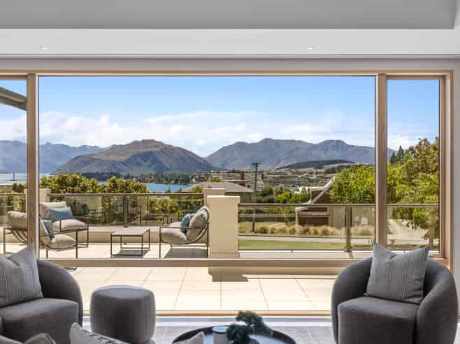 170 Stone Street, Wanaka