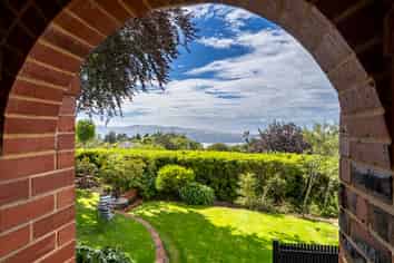 21 Leven Street, Roslyn