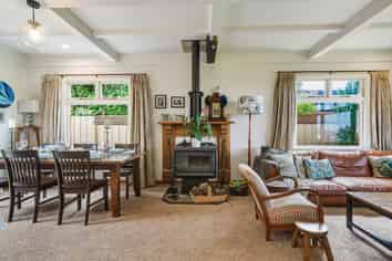 21 Leven Street, Roslyn