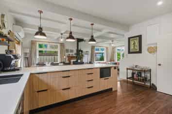 21 Leven Street, Roslyn