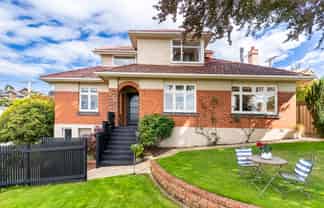 21 Leven Street, Roslyn