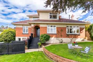 21 Leven Street, Roslyn