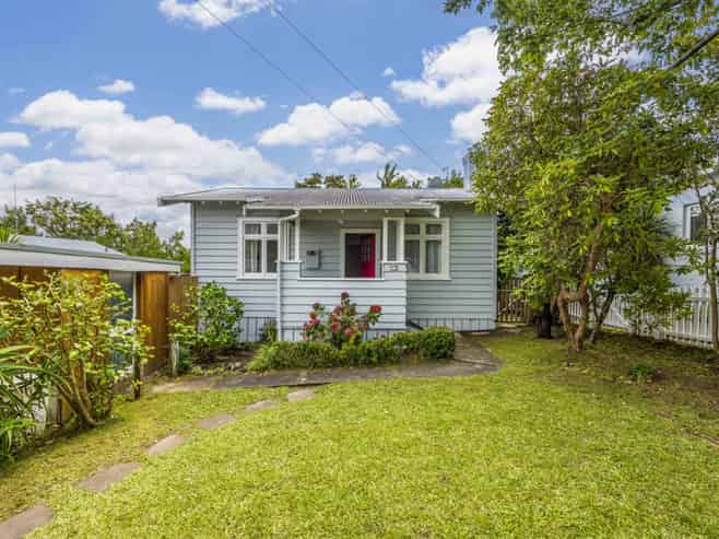 12 Ahiriri Avenue, Avondale