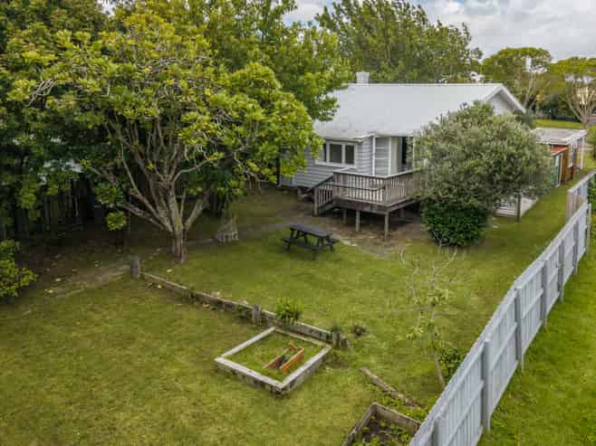 12 Ahiriri Avenue, Avondale