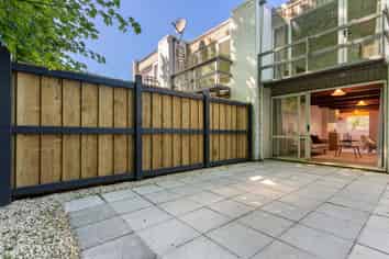 2/140 Waimairi Road, Ilam