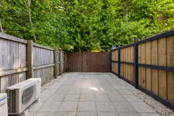 2/140 Waimairi Road, Ilam