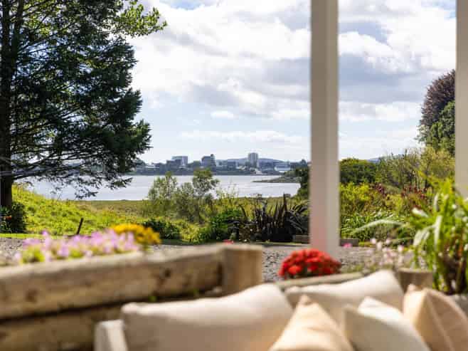 252B Grange Road, Otumoetai