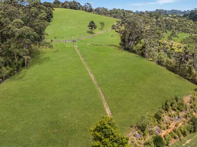 34 Awhiorangi Promenade, Swanson