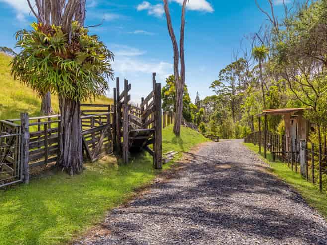 34 Awhiorangi Promenade, Swanson