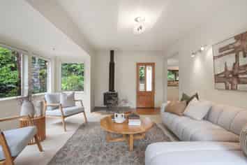 779 West Coast Road, Oratia