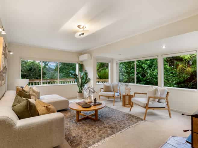 779 West Coast Road, Oratia