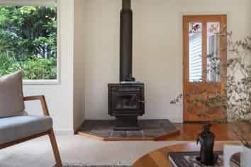 779 West Coast Road, Oratia