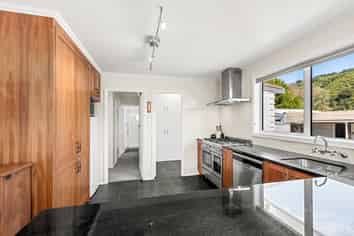 71 Holdsworth Avenue, Trentham