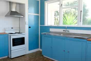 14 Campion Rd, Waikanae Beach