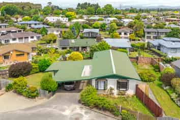 12 Maryburn Place, Gleniti