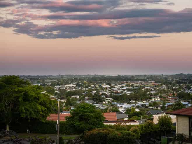 76A Churchill Drive, Taradale