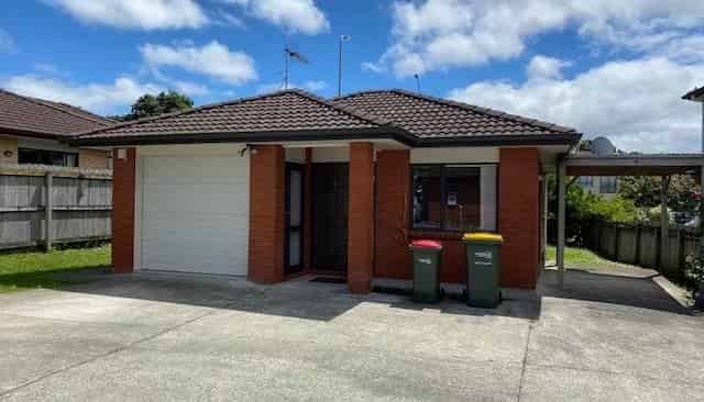 7A Liscooly Place, Flat Bush