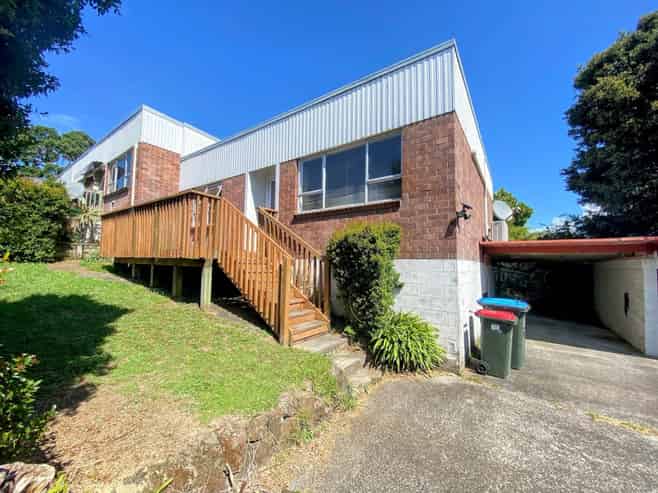 2/14 Whitmore Road, Mount Roskill