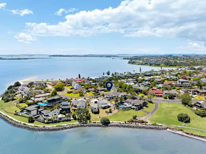 2/22 Bramley Drive, Farm Cove