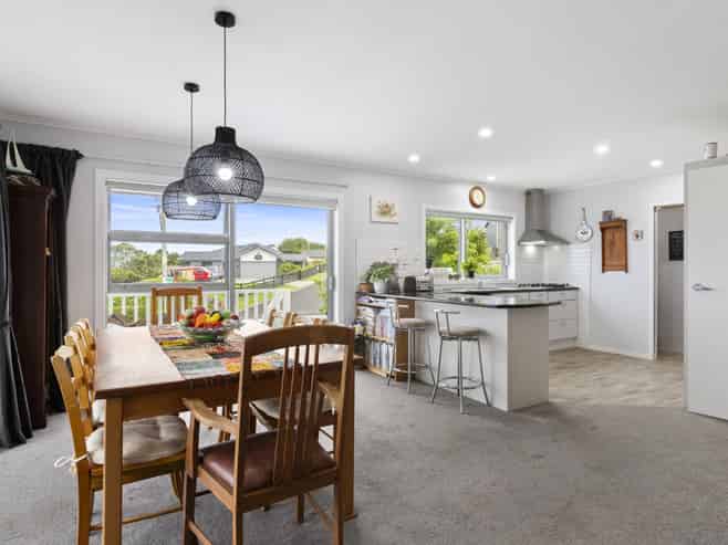 90 Barber Road, Bombay