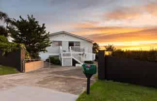 90 Barber Road, Bombay