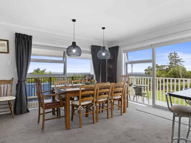 90 Barber Road, Bombay