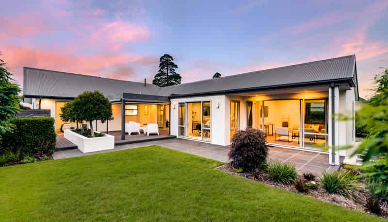 14 Rockport Place, Parklands