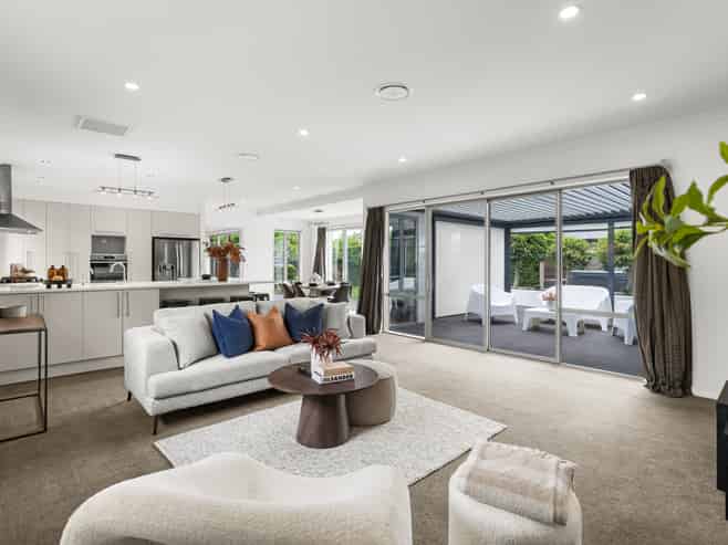 14 Rockport Place, Parklands