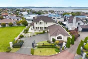 22 Bluefin Way, West Harbour