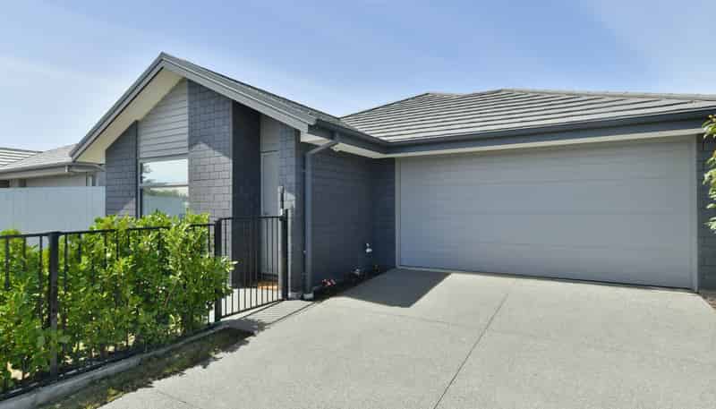 16 Contrail Street, Wigram