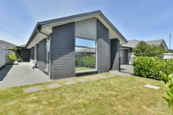 16 Contrail Street, Wigram