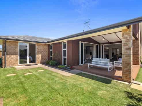 8 Tuaia Street, Pyes Pa