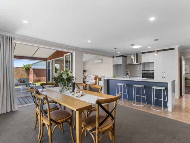 8 Tuaia Street, Pyes Pa