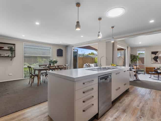 8 Tuaia Street, Pyes Pa