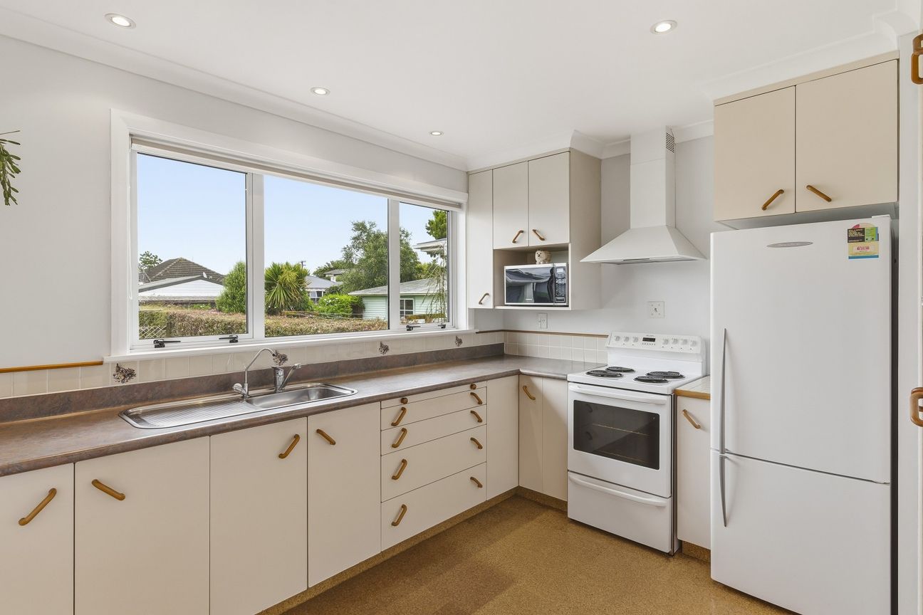 Double-glazed, sun-filled, family-ready - Widok 3