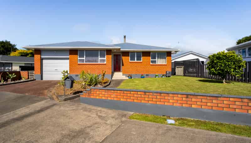 21 Montjoy Street, Stratford