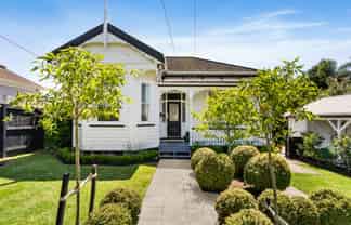 19A Blockhouse Bay Road, Avondale