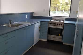 8A Hospital Road, Newtown