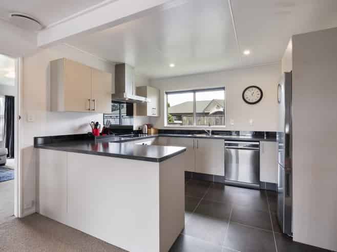 10 Suffolk Crescent, Feilding