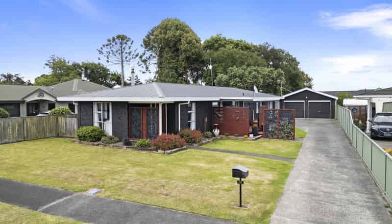 10 Suffolk Crescent, Feilding