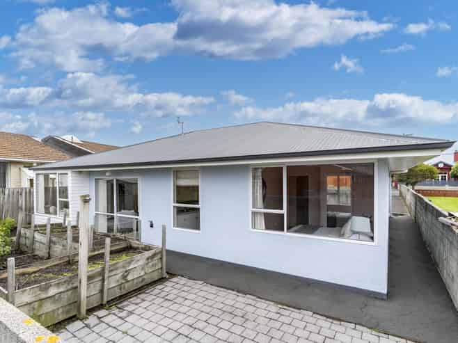 76A Bay View Road, South Dunedin