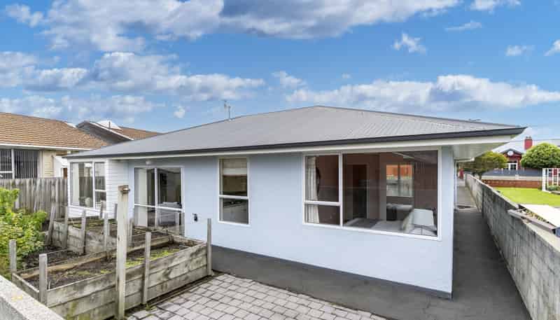 76A Bay View Road, South Dunedin